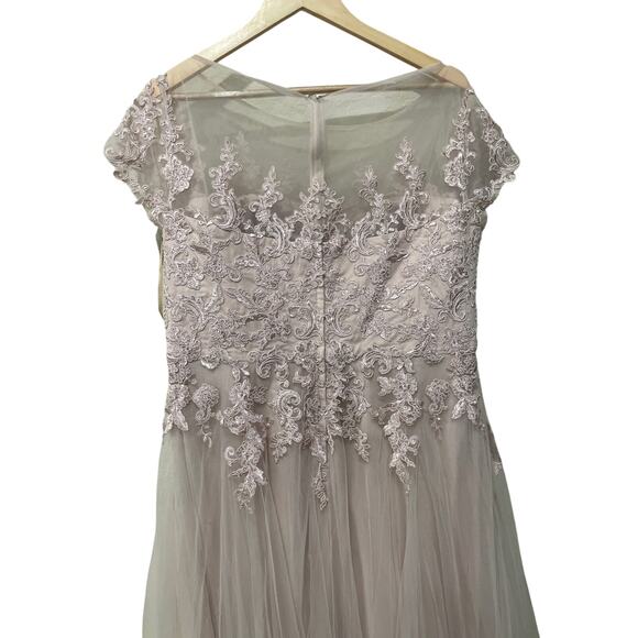 La Femme - 26893 Embroidered Lace Bateau A-line Dress Size 16 NWOT - Picture 8 of 9